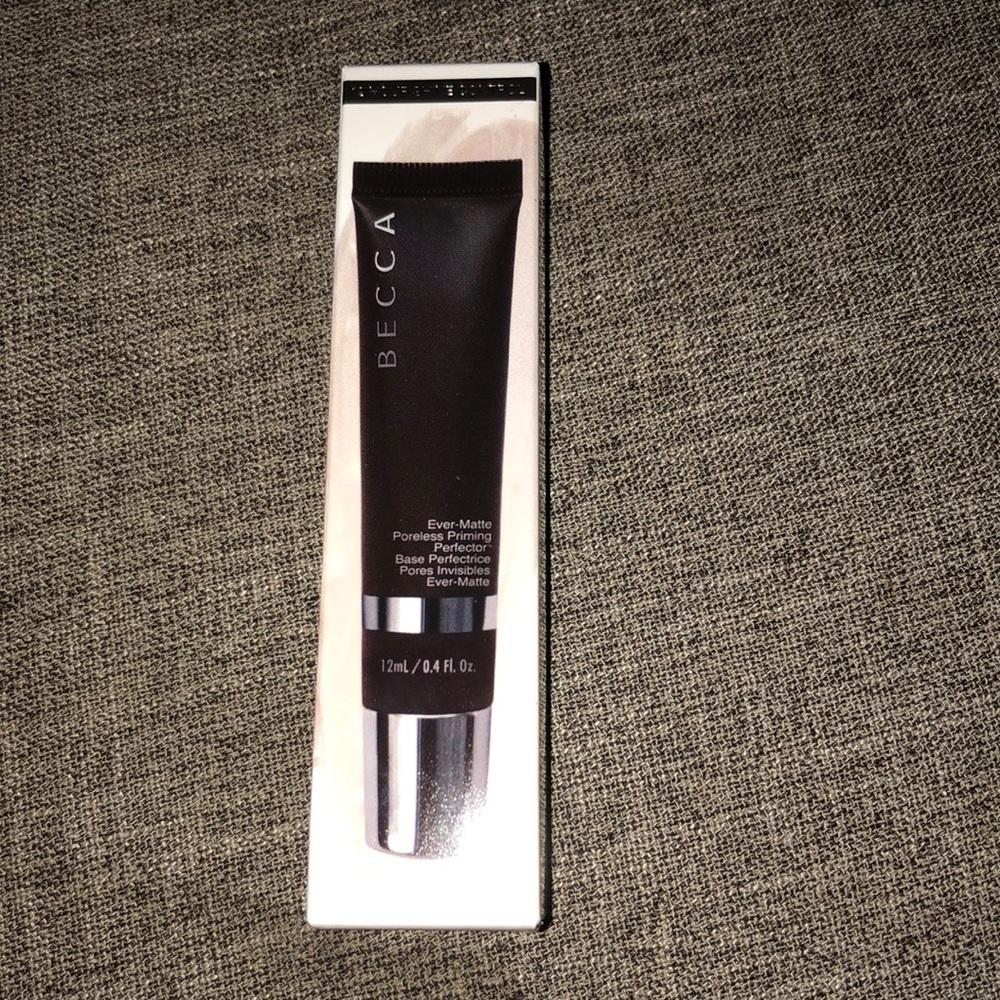 Becca ever matte poreless priming perfector